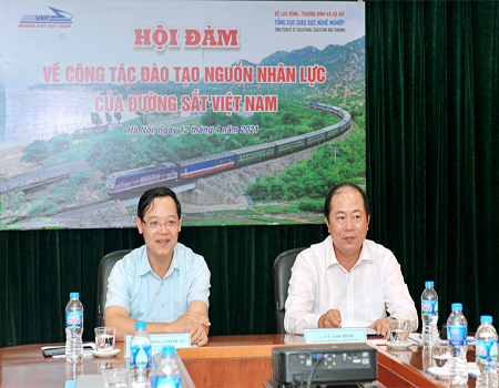 Tổng cục trưởng làm việc với Tổng công ty Đường sắt Việt Nam 
